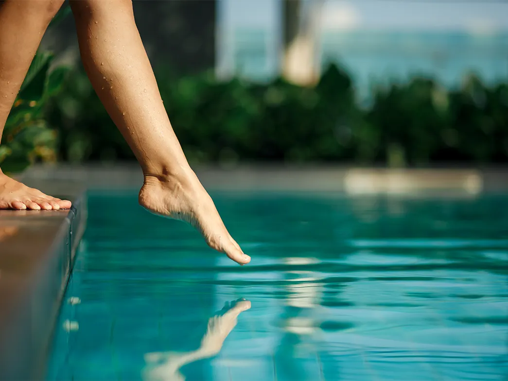Schwimmbecken